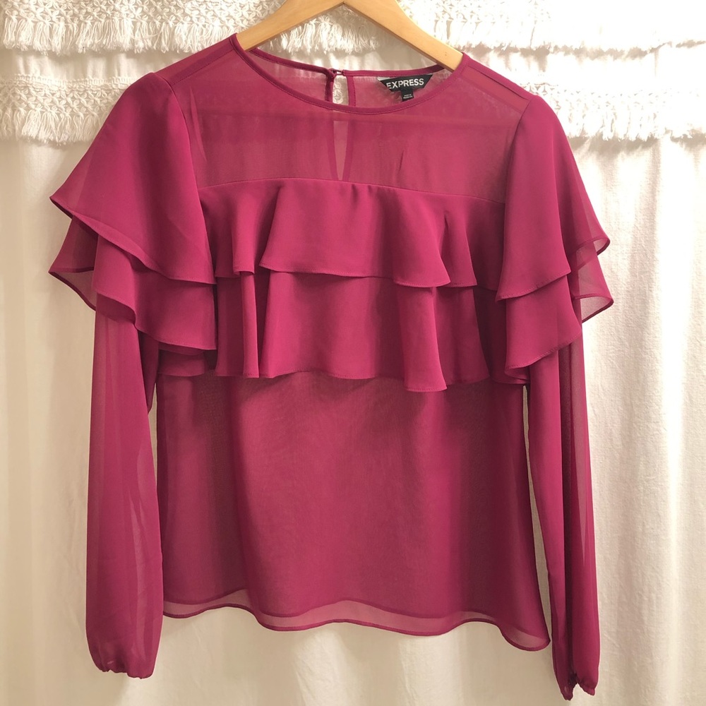 EXPRESS Ruffle Blouse 💖